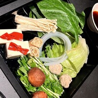 京都つゆしゃぶCHIRIRI 四条烏丸 別邸 - 