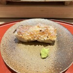 鮨 しみづ - 甘鯛（15日間熟成）ウロコ焼き