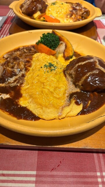 THE STATION GRILL photo 2