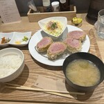 とんかつ成蔵 - 