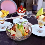大熊 デザート倶楽部 - パフェとフルーツの揃い踏み