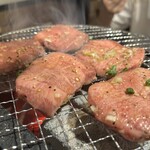 炭火焼肉ホルモン みなみ - 