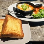 マーサーブランチ ギンザテラス - Staub鍋の挽肉とナスのトマト煮込み