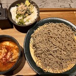 肉蕎麦 トムラウシ 田町店 - 