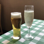 ラ・ベファーナ - 110円の差額でコーヒーをアルコールに変更可能。やはりピザにはアルコールですよね。