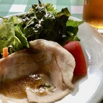 ラ・ベファーナ - 1300円ランチについてくるサラダ