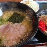 ラーメンショップ 吾妻屋 - ラーメンセット(塩)