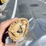 吉冨幸進堂 - 黒糖ろおる　190円　(断面)