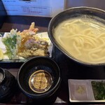 釜揚げうどん 鈴庵 - 