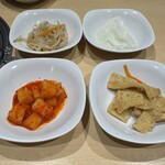 やさい村大地 - 日替わり4種のおかず