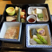 京懐石とゆば料理 松山閣 JR京都伊勢丹店 - 
