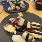 黄金寿司 - ミンククジラ