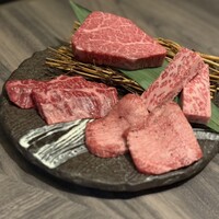 近江うし焼肉 にくTATSU 日本橋室町店 - 
