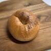 ポム・ド・テール - チーズこしょうベーグル