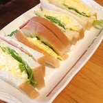 コメダ珈琲店 - ミックスサンドイッチ560円なり