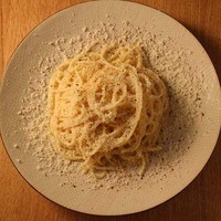 レモンのカチョエペペ　スパゲッティーニ