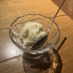 アダット マルヤマ - 