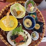 創作和食 ゲァネエッセン - 花籠御膳（焼き鮭と海老天）