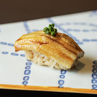 "Beautiful Sushi Crafted with Carefully Prepared Ingredients and Delicate Techniques"