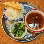 TARA - ネパールセット(サラダ、ドリンク付) 750円