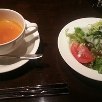 リュクス　タジマヤ - スープとサラダ