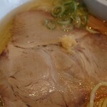 らーめん龍の涙 - 肩ロースチャーシュー＆味変用生姜