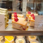 パティスリー イル・プルー・シュル・ラ・セーヌ - 