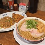 濃厚中華そば よし田 - 