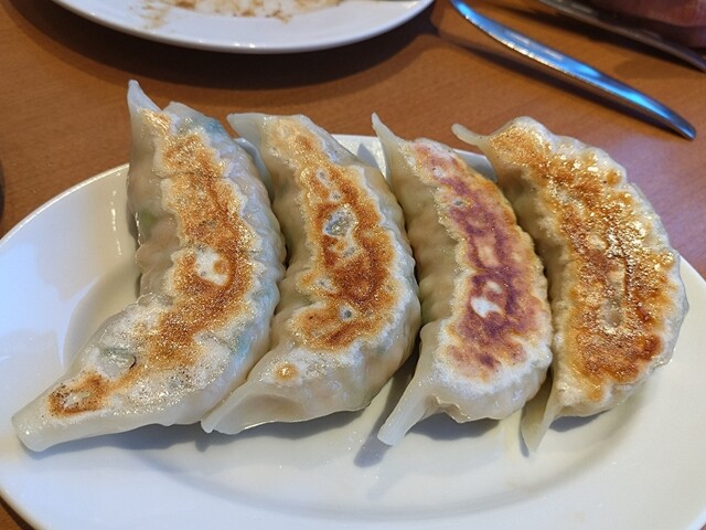 Benitora Gyoza Bo Rumine Kitasenju Ten photo 3
