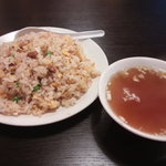 龍松閣 - 五目炒飯