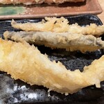 本格手打 いわしや - 上はししゃも180円　下はイカ150円