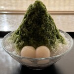 虎屋菓寮 - 宇治金時　小サイズにしました　　　　　　　　　　　　普通サイズの2/3ほどです