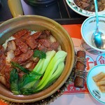 民記煲仔飯 - きたよー！！今回は干し肉と中華ソーセージ