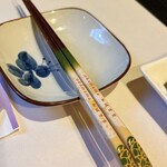 おばんざいオバママ - お箸は若狭塗箸かな？特注品ですね(*ﾟДﾟ*)ｵｫｰ