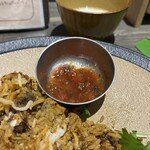 旬とスパイスのお店 星みや - トマトとティムールのアチャール