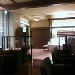 高岡マンテンホテル - ホテルのカフェ、カジュアルダイニング、Bonの店内