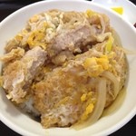 天沼食堂 - 料理写真:肉厚なカツ丼