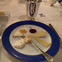 トゥールダルジャン 東京 - 