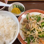 公楽 - ピーマン炒め定食、ご飯大盛り