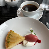 THE COSMOPOLITAN GRILL BAR TERRACE - 