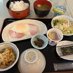 ホテル和島屋 - 料理写真:和朝食　全景