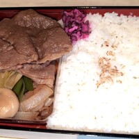 三嶋亭 本店 - すき焼き弁当