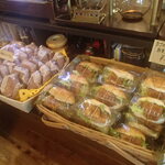 カフェ えどもんず - 黄金アジフライバーガー