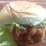 カフェ えどもんず - 黄金アジフライバーガー