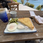 海の見えるカフェ - 