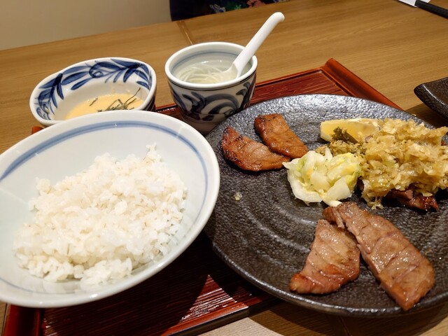 by 千城台 : 牛たんと和牛焼き 青葉 そごう千葉店 (ギュウタント