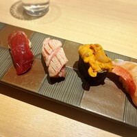 上野 榮 - 