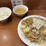 肉野菜炒めベジ郎 - 肉野菜炒め定食