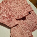 焼肉ぎゅう縁 東味鋺店 - 生カルビ（塩）