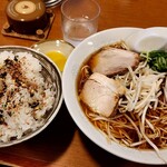 らんめん - ふりかけも美味しい